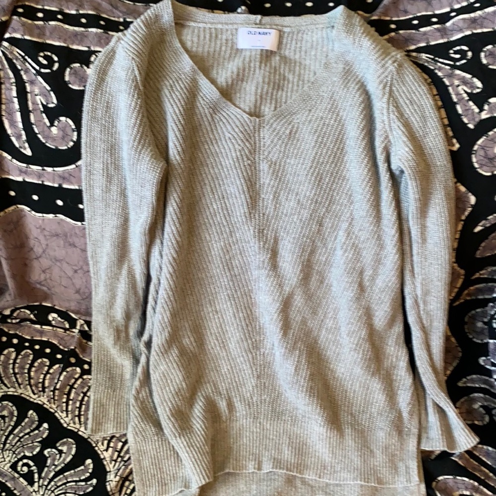 Old navy light gray medium sweater